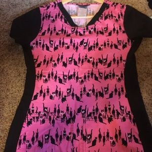 Heart and soul scrub top size xs